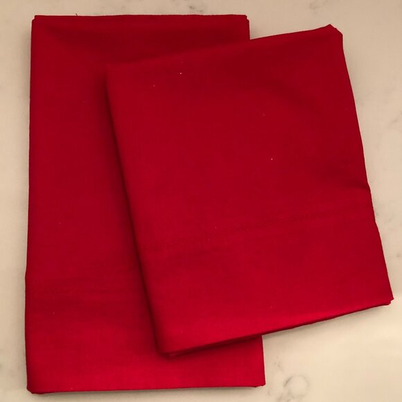 Red Cotton Pillowcases - Picture 1 of 1